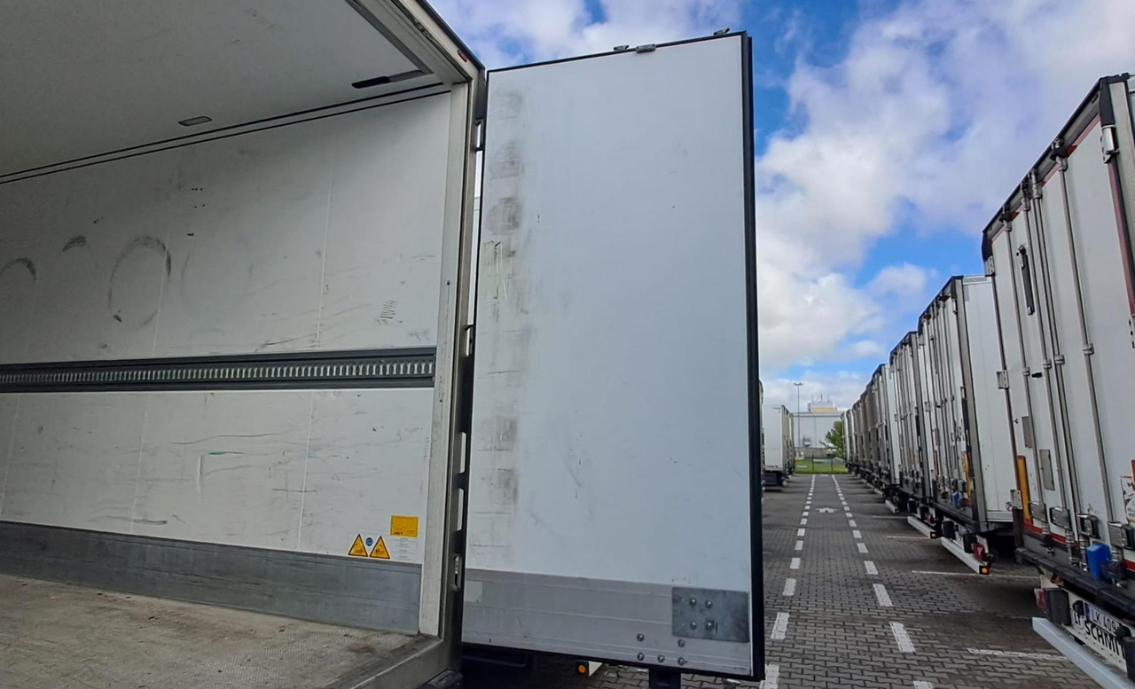 2019/2020 Schmitz Cargobull SKO FP 60 ThermoKing SLXi 300 - Semireboque frigorífico: foto 3 2019/2020 Schmitz Cargobull SKO FP 60 ThermoKing SLXi 300 - Semireboque frigorífico: foto 3