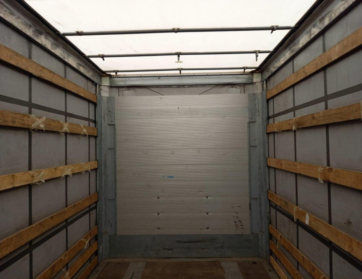 2021 Schmitz Cargobull SCS24/L Varios - Semi-reboque de lona: foto 2 2021 Schmitz Cargobull SCS24/L Varios - Semi-reboque de lona: foto 2