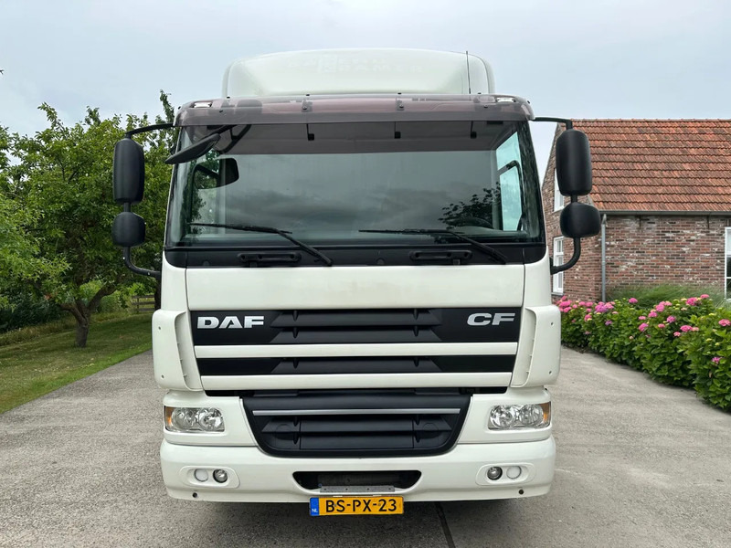 DAF CF 75.250 / NL TRUCK / EURO 5 / 4X2 / HYDRAULIC RAMPS / FULL AIR - Caminhão transporte de veículos: foto 2 DAF CF 75.250 / NL TRUCK / EURO 5 / 4X2 / HYDRAULIC RAMPS / FULL AIR - Caminhão transporte de veículos: foto 2