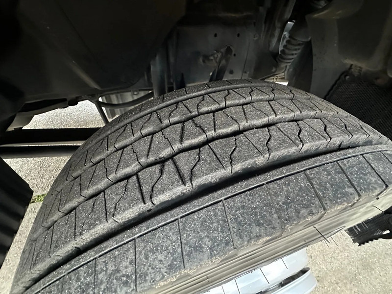 MAN TGL 10.180 / NL TRUCK / EURO6 / BOX+LIFT+SIDE DOOR / LOW KM / TOP!! - Caminhão furgão: foto 5 MAN TGL 10.180 / NL TRUCK / EURO6 / BOX+LIFT+SIDE DOOR / LOW KM / TOP!! - Caminhão furgão: foto 5