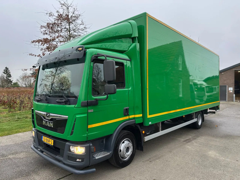 MAN TGL 10.180 / NL TRUCK / EURO6 / BOX+LIFT+SIDE DOOR / LOW KM / TOP!! - Caminhão furgão: foto 1 MAN TGL 10.180 / NL TRUCK / EURO6 / BOX+LIFT+SIDE DOOR / LOW KM / TOP!! - Caminhão furgão: foto 1