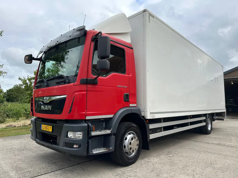 MAN TGM 15.250 / NL TRUCK / EURO 6 / NEW TYRES / NEW TACHO!! / BOX + LOADLIFT 2t - Caminhão furgão: foto 1 MAN TGM 15.250 / NL TRUCK / EURO 6 / NEW TYRES / NEW TACHO!! / BOX + LOADLIFT 2t - Caminhão furgão: foto 1