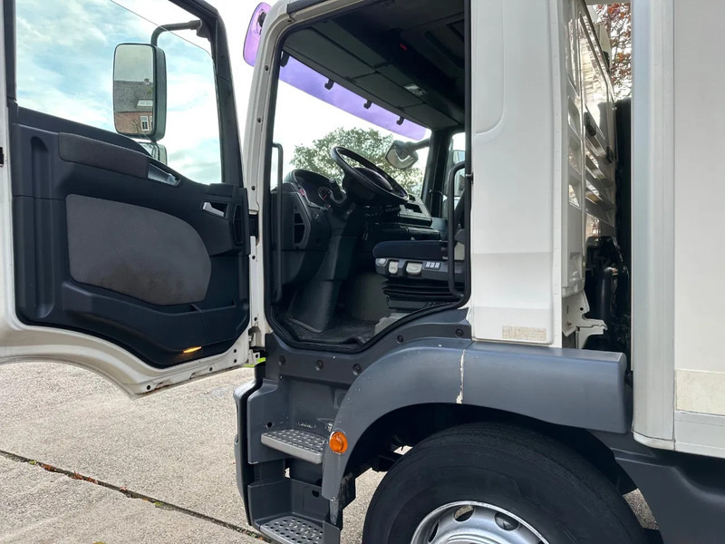 MAN TGM 18.280 / NL TRUCK / EURO 4 / CLIMA / DOORS+LIFT+SIDE DOOR / CARRIER FRIGO (print broken!) - Caminhão frigorífico: foto 4 MAN TGM 18.280 / NL TRUCK / EURO 4 / CLIMA / DOORS+LIFT+SIDE DOOR / CARRIER FRIGO (print broken!) - Caminhão frigorífico: foto 4