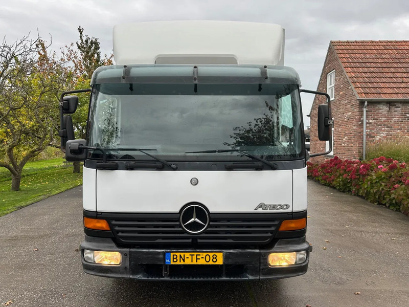 Mercedes-Benz Atego 815 / NL TRUCK / EURO 3 / LOW KM / BOX+LIFT / MANUAL / ANALOG TACHO - Caminhão furgão: foto 2 Mercedes-Benz Atego 815 / NL TRUCK / EURO 3 / LOW KM / BOX+LIFT / MANUAL / ANALOG TACHO - Caminhão furgão: foto 2