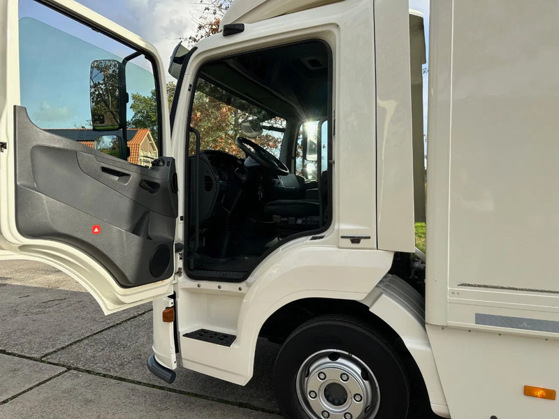 Mercedes-Benz Atego 916 / NL TRUCK / EURO 6 / TOP CONDITION!! / ELEC. SLIDING DOOR+DOUBLE SIDE DOOR+STEP / NEW TACHO - Caminhão furgão: foto 4 Mercedes-Benz Atego 916 / NL TRUCK / EURO 6 / TOP CONDITION!! / ELEC. SLIDING DOOR+DOUBLE SIDE DOOR+STEP / NEW TACHO - Caminhão furgão: foto 4