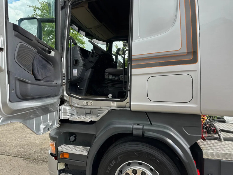 Scania R500 V8 / 6x2 / MANUAL / NL TRUCK / EURO 3 / HYDRAULIC - Tractor: foto 4 Scania R500 V8 / 6x2 / MANUAL / NL TRUCK / EURO 3 / HYDRAULIC - Tractor: foto 4