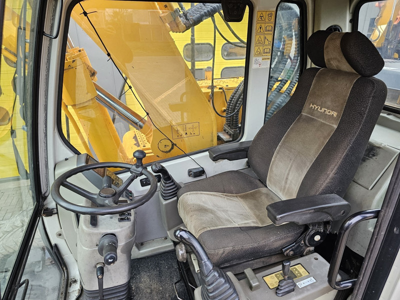 Escavadeira de rodas Hyundai R140W-7A: foto 17