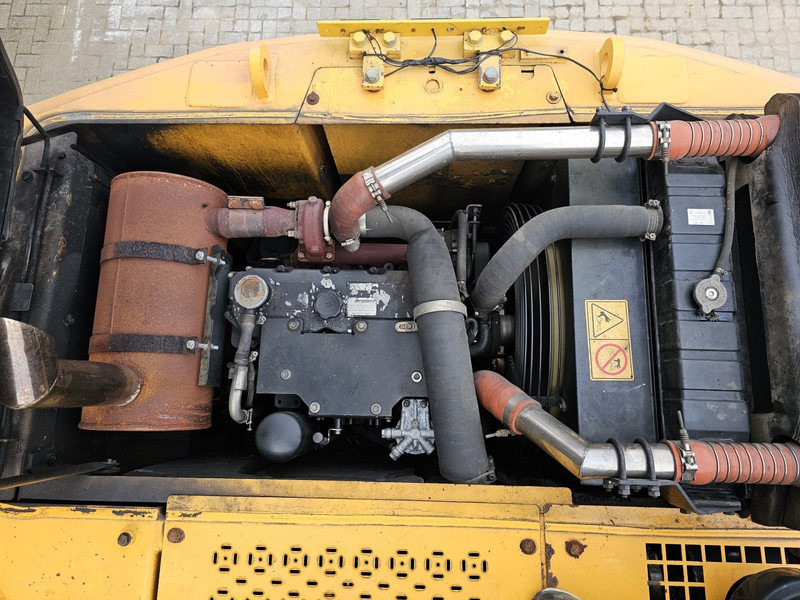 Escavadeira de rodas Hyundai R140W-7A: foto 14