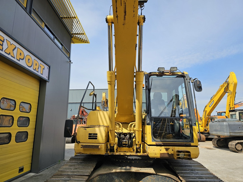 Escavadora de rastos Komatsu PC210LC-8: foto 7