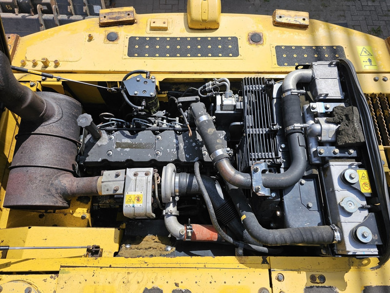 Escavadora de rastos Komatsu PC210LC-8: foto 15