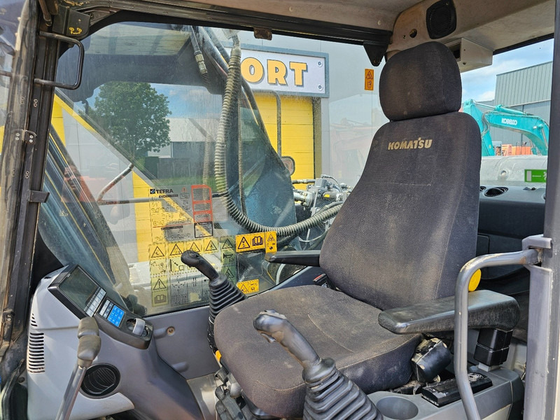 Escavadora de rastos Komatsu PC210LC-8: foto 14