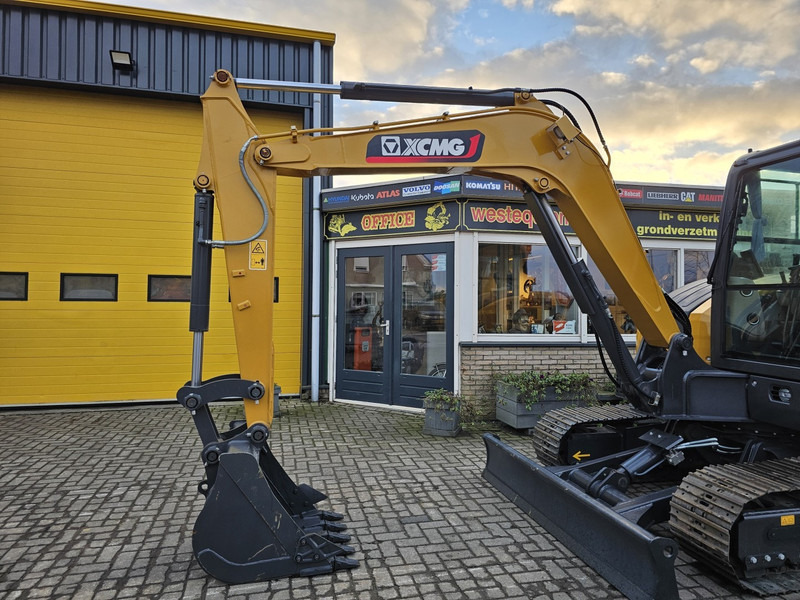 Mini escavadeira XCMG XE60GA: foto 9