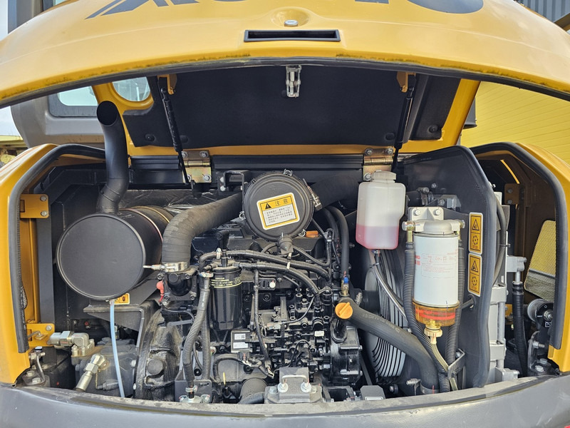 Mini escavadeira XCMG XE60GA: foto 11