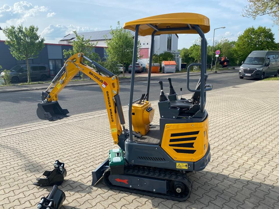 Minibagger BK1250JS + Schaufelpaket *INKL.19% MWST*KUBOTA*BERGER KRAUS*JOYSTICK*SOFORT!* - Mini escavadeira: foto 3 Minibagger BK1250JS + Schaufelpaket *INKL.19% MWST*KUBOTA*BERGER KRAUS*JOYSTICK*SOFORT!* - Mini escavadeira: foto 3