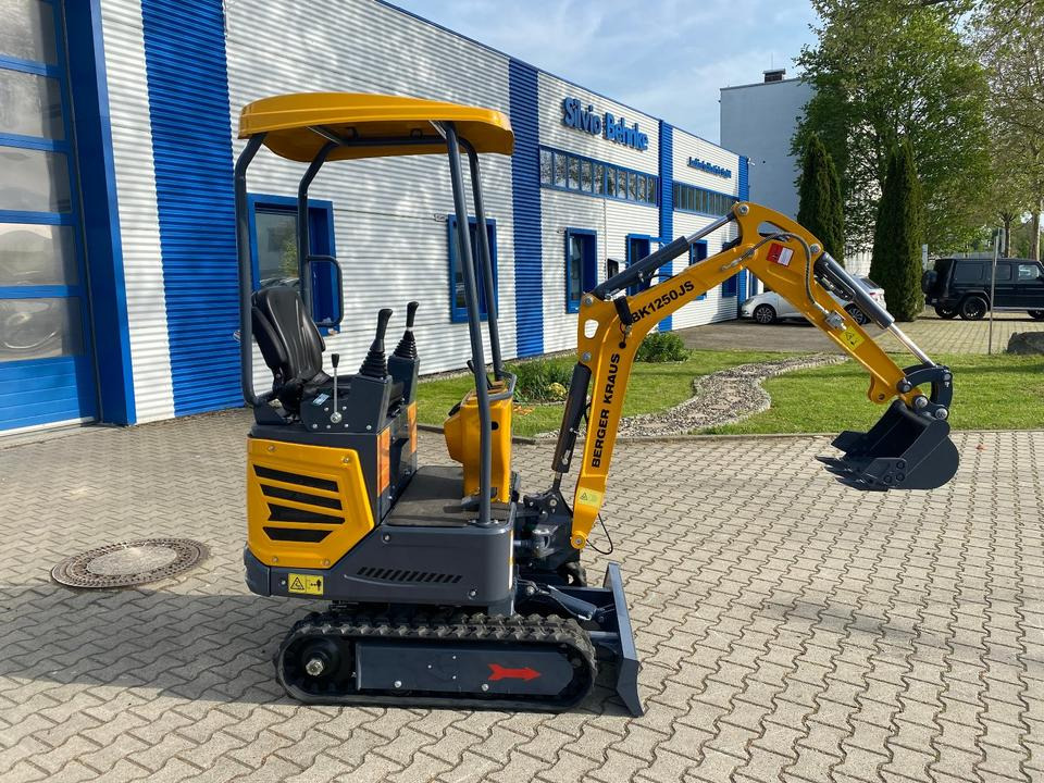Minibagger BK1250JS + Schaufelpaket *INKL.19% MWST*KUBOTA*BERGER KRAUS*JOYSTICK*SOFORT!* - Mini escavadeira: foto 4 Minibagger BK1250JS + Schaufelpaket *INKL.19% MWST*KUBOTA*BERGER KRAUS*JOYSTICK*SOFORT!* - Mini escavadeira: foto 4