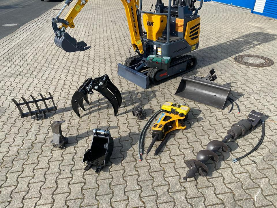 Minibagger BK1250JS + Zubehör *INKL.19% MWST*KUBOTA*BERGER KRAUS*JOYSTICK*SOFORT!* - Mini escavadeira: foto 3 Minibagger BK1250JS + Zubehör *INKL.19% MWST*KUBOTA*BERGER KRAUS*JOYSTICK*SOFORT!* - Mini escavadeira: foto 3