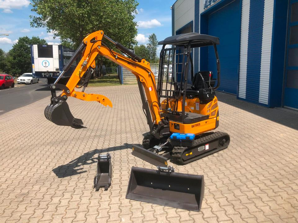 Minibagger BK1700JS + Schaufelpaket *INKL.19% MWST*BERGER KRAUS*KUBOTA*JOYST*SOFORT! - Mini escavadeira: foto 2 Minibagger BK1700JS + Schaufelpaket *INKL.19% MWST*BERGER KRAUS*KUBOTA*JOYST*SOFORT! - Mini escavadeira: foto 2