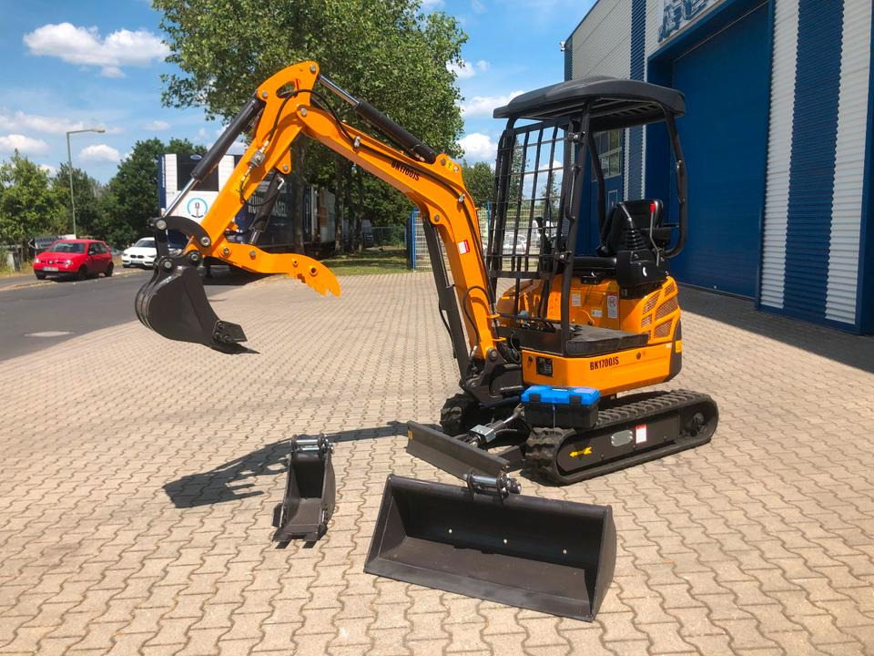 Minibagger BK1700JS + Schaufelpaket *INKL.19% MWST*BERGER KRAUS*KUBOTA*JOYST*SOFORT! - Mini escavadeira: foto 1 Minibagger BK1700JS + Schaufelpaket *INKL.19% MWST*BERGER KRAUS*KUBOTA*JOYST*SOFORT! - Mini escavadeira: foto 1