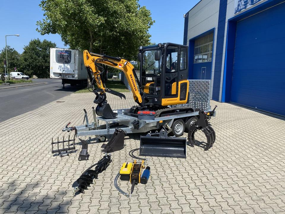 Minibagger BK2000KSR + Tieflader + Zubehör *INKL.19% MWST*BERGER KRAUS*YANMAR*SCHWENKARM* VERSTELLFAHRWERK* - Mini escavadeira, Reboque: foto 1 Minibagger BK2000KSR + Tieflader + Zubehör *INKL.19% MWST*BERGER KRAUS*YANMAR*SCHWENKARM* VERSTELLFAHRWERK* - Mini escavadeira, Reboque: foto 1