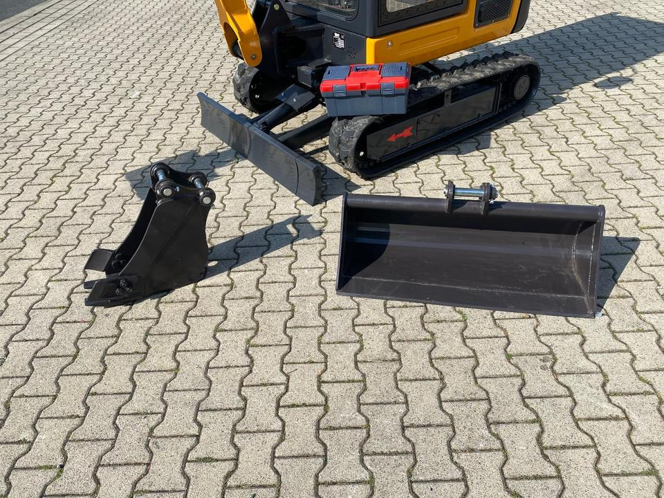 Minibagger BK2000KSR inkl. Schaufelpaket *INKL.19% MWST*BERGER KRAUS*YANMAR*SCHWENKARM* VERSTELLFAHRWERK* - Mini escavadeira: foto 3 Minibagger BK2000KSR inkl. Schaufelpaket *INKL.19% MWST*BERGER KRAUS*YANMAR*SCHWENKARM* VERSTELLFAHRWERK* - Mini escavadeira: foto 3