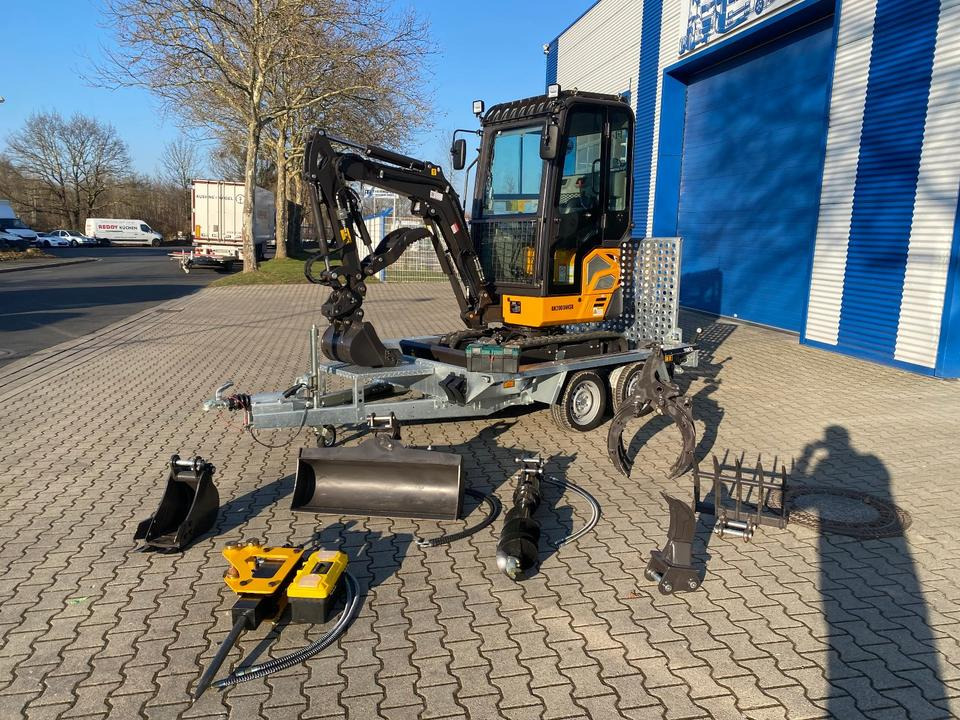 Minibagger BK2000NKSR + Tieflader + Zubehör *INKL.19% MWST*BERGER KRAUS*KUBOTA* KLIMA*SCHWENKARM*VERSTELLFAHRWERK* - Mini escavadeira, Reboque: foto 1 Minibagger BK2000NKSR + Tieflader + Zubehör *INKL.19% MWST*BERGER KRAUS*KUBOTA* KLIMA*SCHWENKARM*VERSTELLFAHRWERK* - Mini escavadeira, Reboque: foto 1