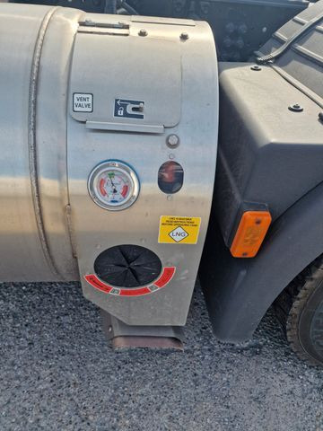 Tractor nuevo Iveco AS440ST*LNG*Standard*2022*2 Tanks: foto 12