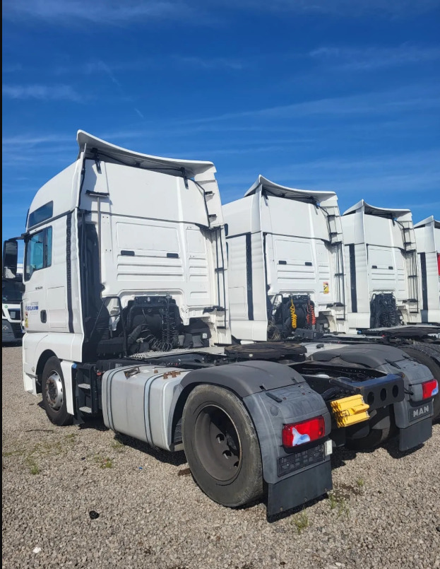 MAN TGX18.500 XXL*2xTANK*RETARDER - Tractor: foto 3 MAN TGX18.500 XXL*2xTANK*RETARDER - Tractor: foto 3