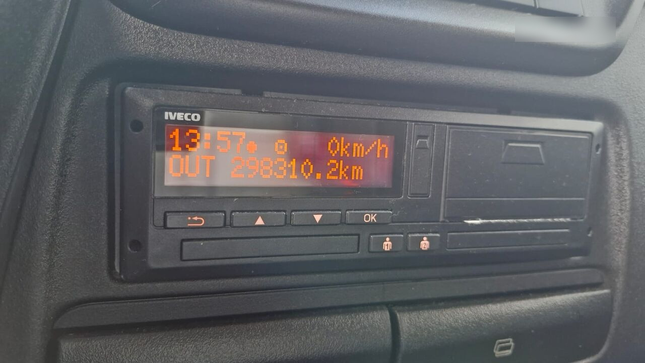 Locação de IVECO Daily 35s18 / HIMATIC / euro6 / 35.000 euro NETTO IVECO Daily 35s18 / HIMATIC / euro6 / 35.000 euro NETTO: foto 15