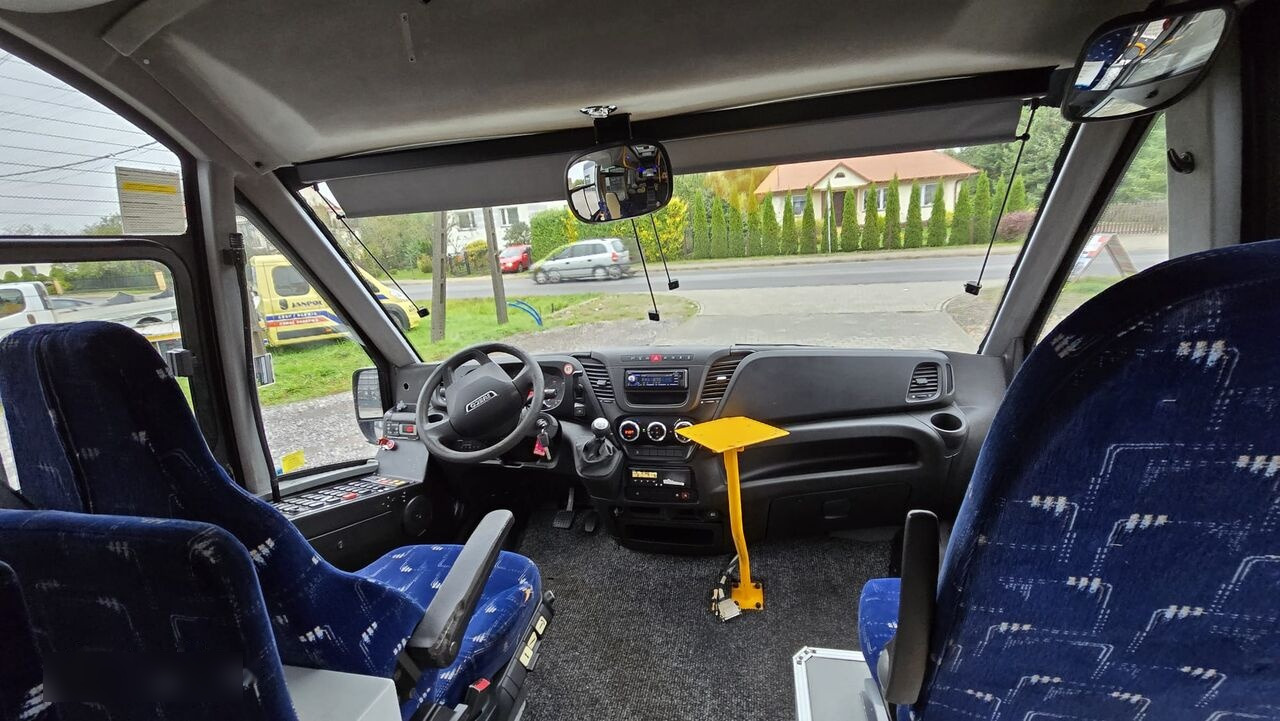 IVECO FIRST - AIRCO + WEBASTO + 29 PLACE - EURO VI - Ônibus urbano: foto 3 IVECO FIRST - AIRCO + WEBASTO + 29 PLACE - EURO VI - Ônibus urbano: foto 3