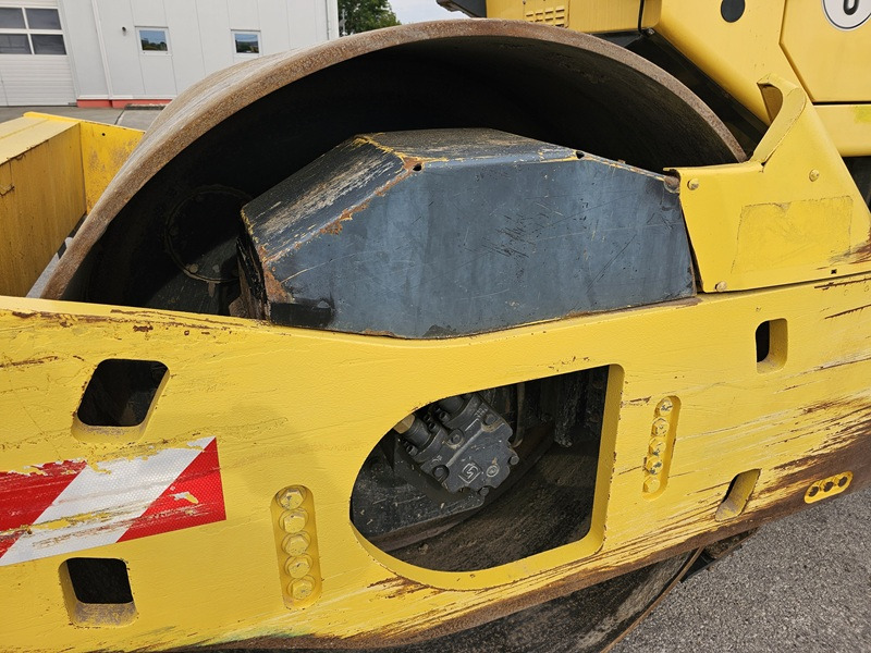 Locação de BOMAG BW213DH-4 BVC BOMAG BW213DH-4 BVC: foto 15