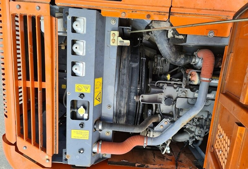 Escavadora de rastos Hitachi ZX180LC-3: foto 11