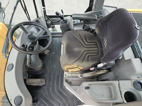 Carregadeira de rodas LIEBHERR L514: foto 11 Carregadeira de rodas LIEBHERR L514: foto 11