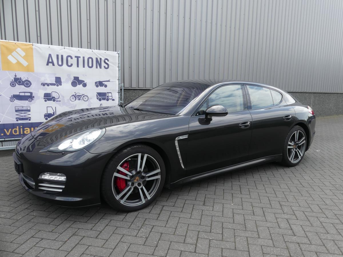 Porsche Panamera, Platina Edition - Sedã: foto 1 Porsche Panamera, Platina Edition - Sedã: foto 1