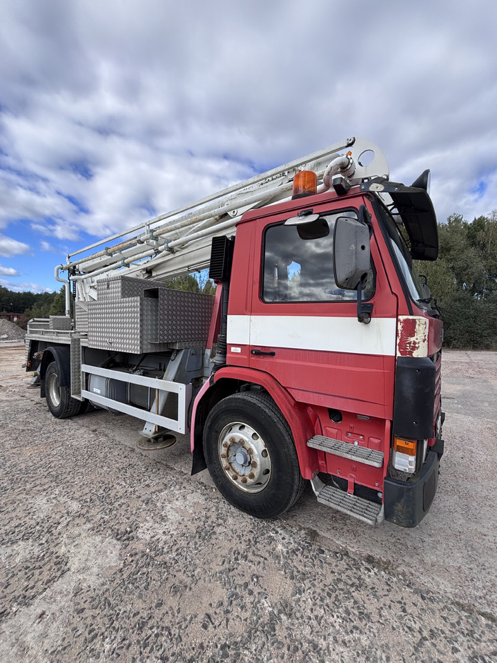 SCANIA - Carro de bombeiro: foto 3 SCANIA - Carro de bombeiro: foto 3