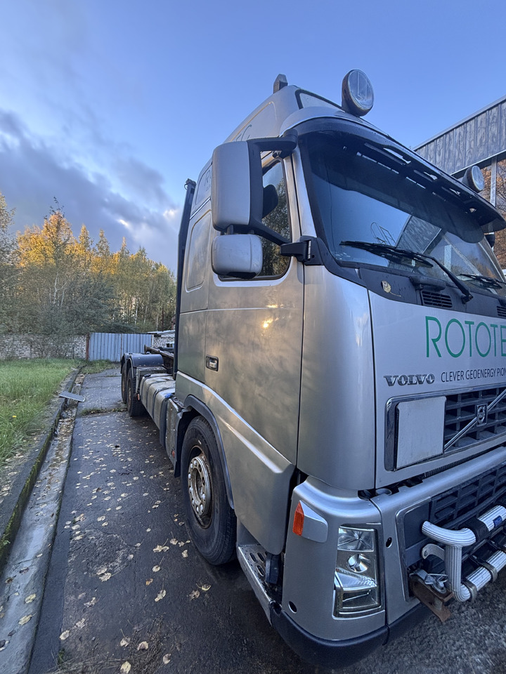 VOLVO FH16 - 580 - Caminhão polibenne: foto 2 VOLVO FH16 - 580 - Caminhão polibenne: foto 2