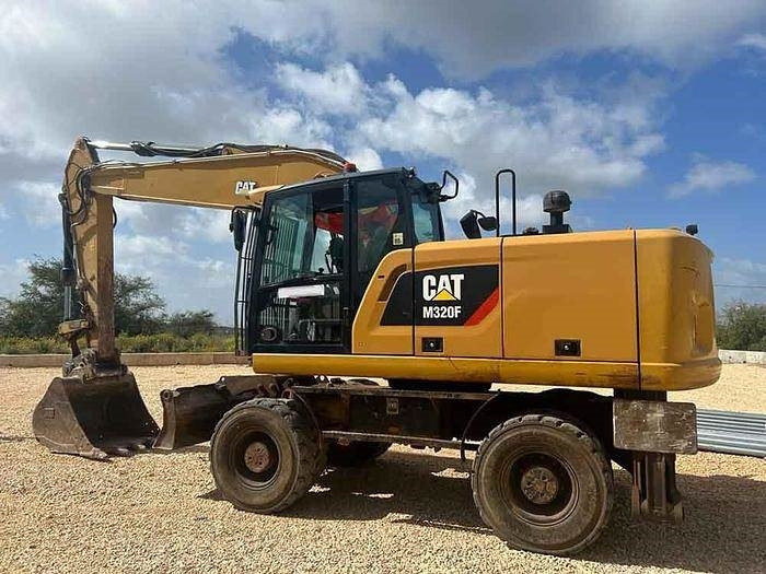 CAT M320F - Escavadeira: foto 3 CAT M320F - Escavadeira: foto 3
