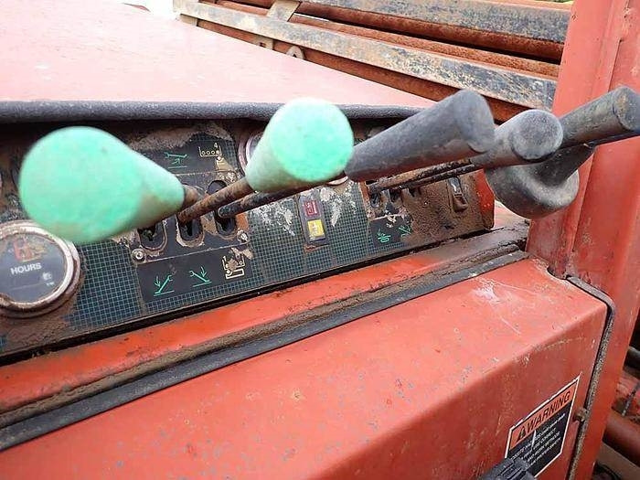 Ditch Witch JT4020 - Máquina de perfuração: foto 4 Ditch Witch JT4020 - Máquina de perfuração: foto 4