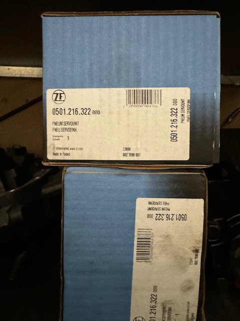 ZF 81326906058 NEW ECOSPLIT PSE-Zylinder - Caixas de velocidade e peças de Caminhão: foto 1 ZF 81326906058 NEW ECOSPLIT PSE-Zylinder - Caixas de velocidade e peças de Caminhão: foto 1