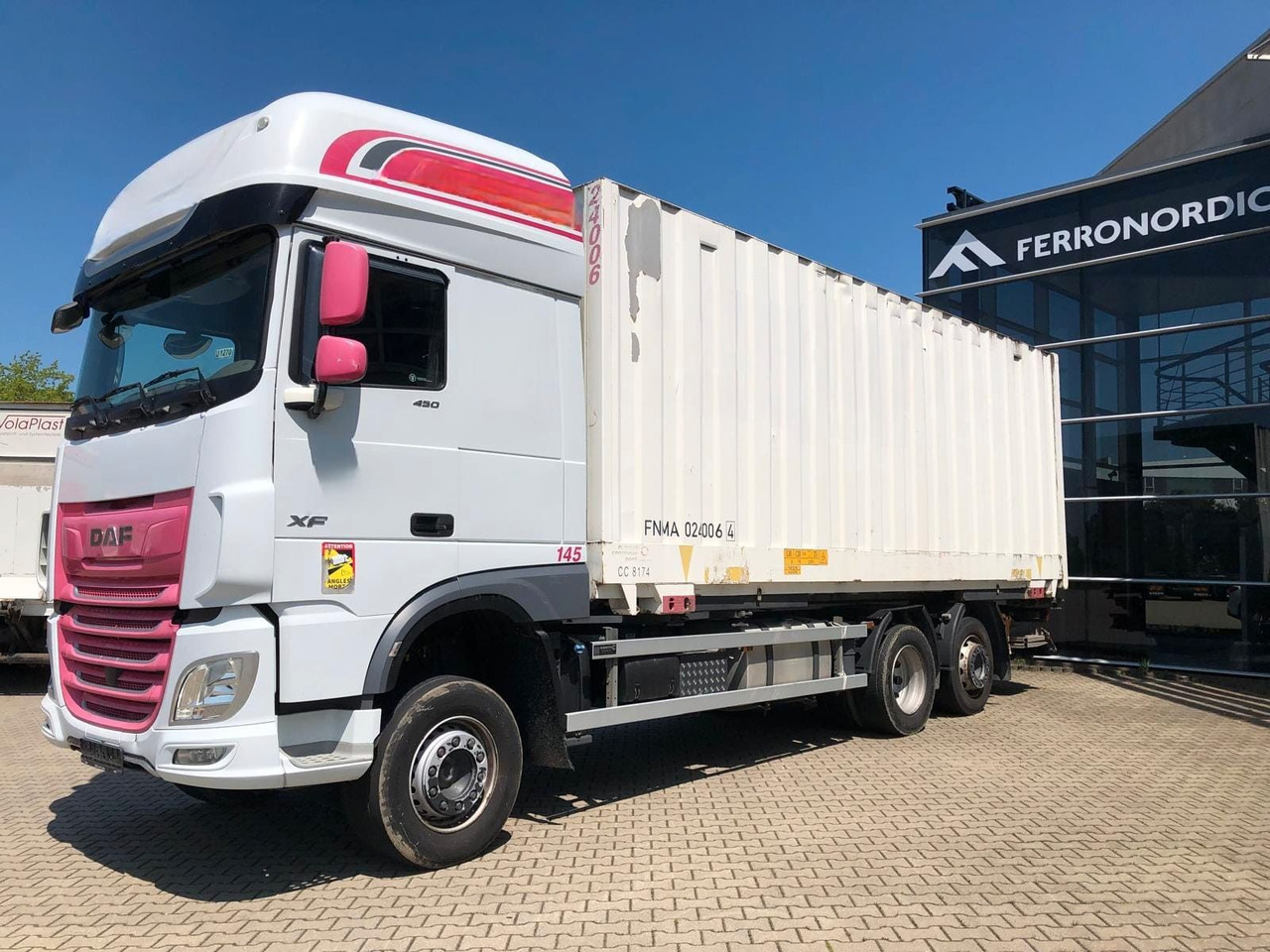 DAF XF450 SSC Lenk/Lift*LBW*AHK*Standklima - Caminhão transportador de contêineres/ Caixa móvel: foto 3 DAF XF450 SSC Lenk/Lift*LBW*AHK*Standklima - Caminhão transportador de contêineres/ Caixa móvel: foto 3