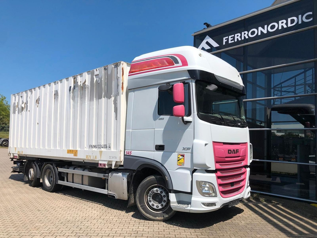 DAF XF450 SSC Lenk/Lift*LBW*AHK*Standklima - Caminhão furgão: foto 1 DAF XF450 SSC Lenk/Lift*LBW*AHK*Standklima - Caminhão furgão: foto 1