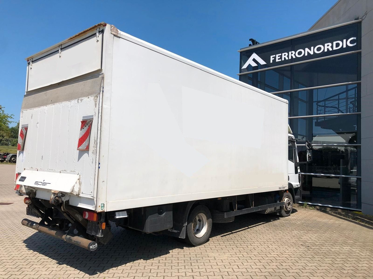 Iveco 75 E 190 Koffer*LBW*Schalter*Blatt/Luft*Klima - Carrinha de contentor: foto 3 Iveco 75 E 190 Koffer*LBW*Schalter*Blatt/Luft*Klima - Carrinha de contentor: foto 3