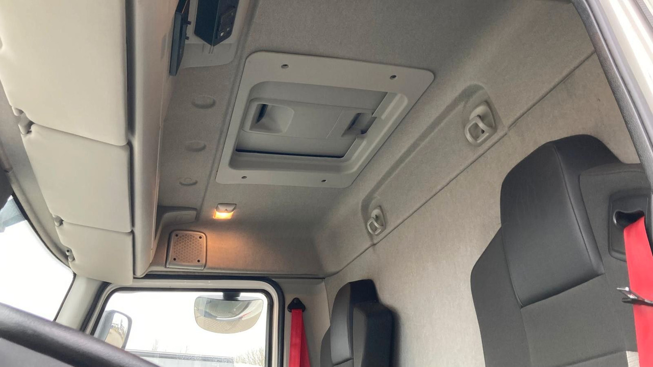 Caminhão furgão nuevo Renault D7.5 210 LOW  LBW Schaltgetriebe: foto 19
