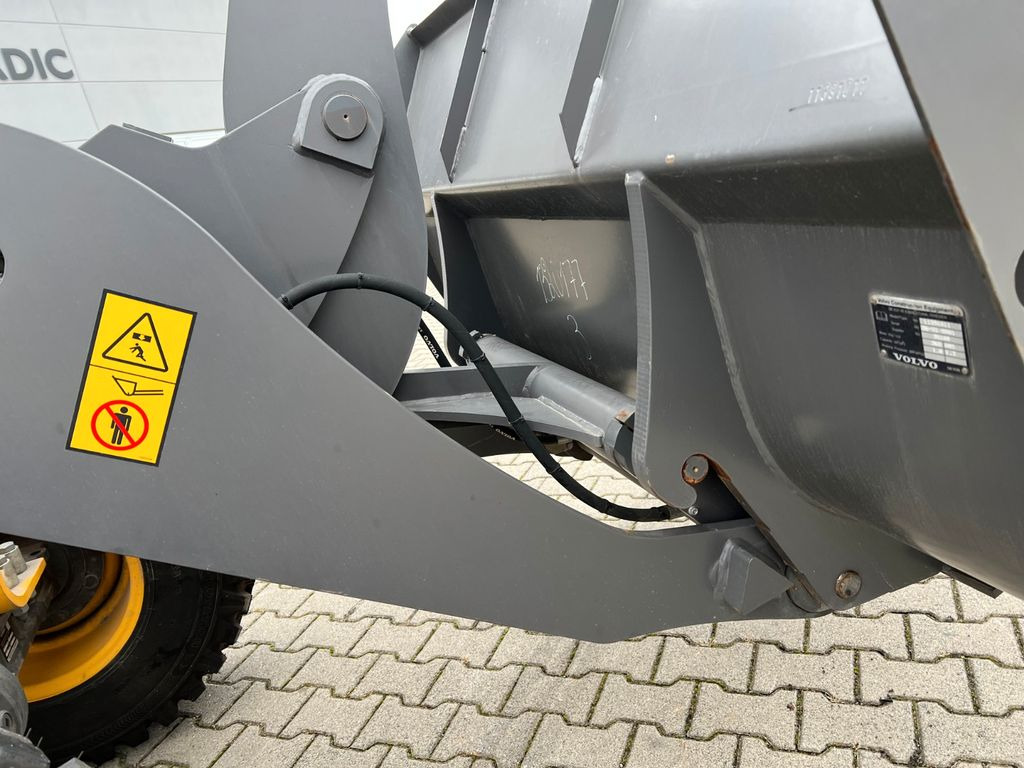 Carregadeira de rodas nuevo Volvo JL25H Electric *Auch Miete: foto 13