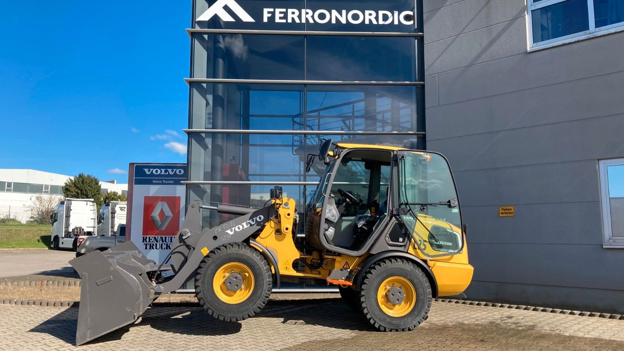 Volvo JL25H Electric *Auch Miete Volvo L25 Electric *Auch Miete*Neuzustand+22+14 kW - Carregadeira de rodas: foto 4 Volvo JL25H Electric *Auch Miete Volvo L25 Electric *Auch Miete*Neuzustand+22+14 kW - Carregadeira de rodas: foto 4