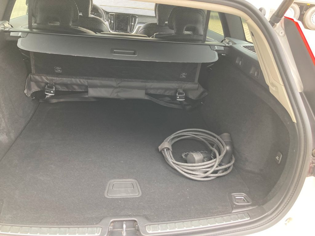 Carro perua Volvo V60 T6 AWD R-Design Expression Recharge Plug-In: foto 17