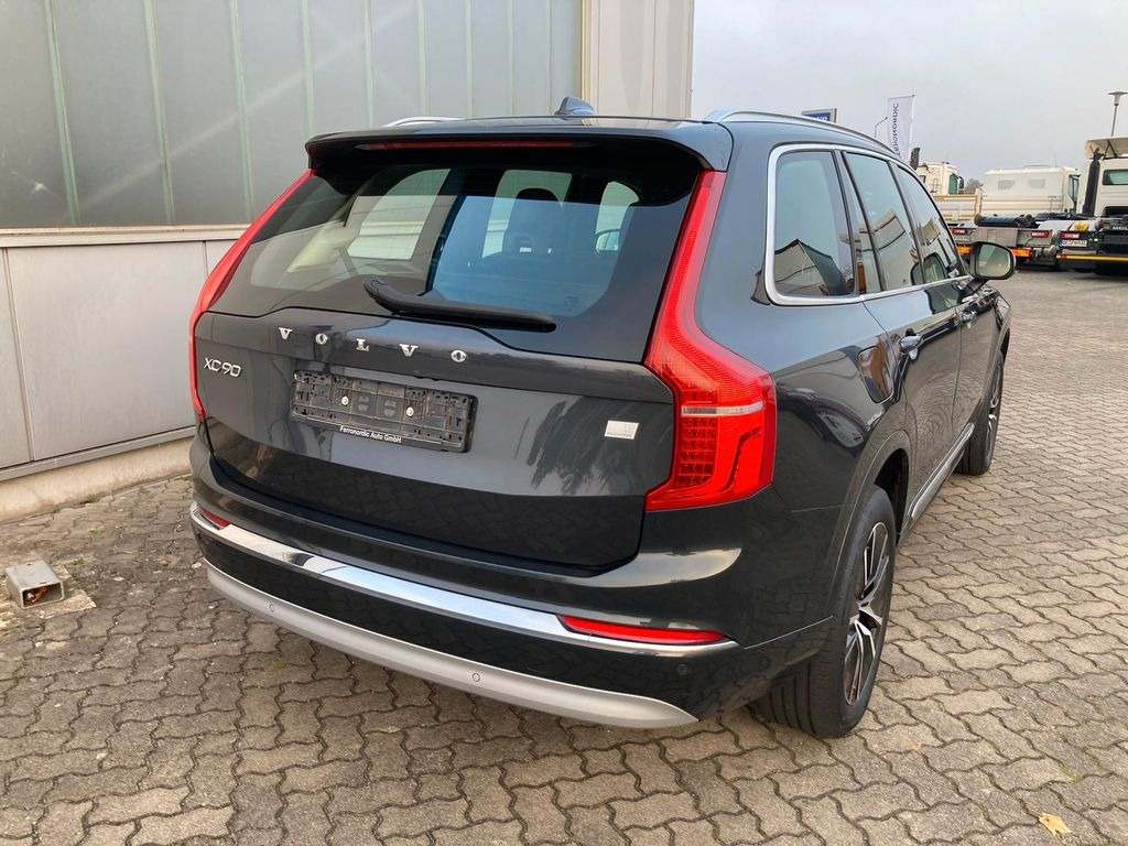 Volvo XC 90 T8 7-Sitzer Inscr. Expr. Recharge AWD Volvo XC 90 T8 7-Sitzer Inscr. Expr. Recharge AWD - SUV: foto 4 Volvo XC 90 T8 7-Sitzer Inscr. Expr. Recharge AWD Volvo XC 90 T8 7-Sitzer Inscr. Expr. Recharge AWD - SUV: foto 4