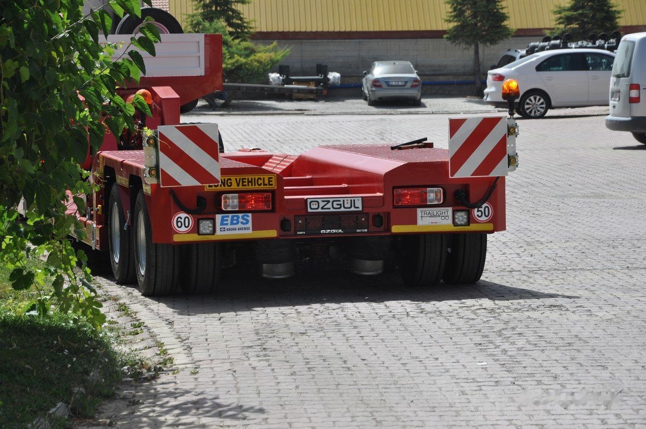 Özgül 2 AXLE LOW LOADER - Semireboque baixa: foto 3 Özgül 2 AXLE LOW LOADER - Semireboque baixa: foto 3