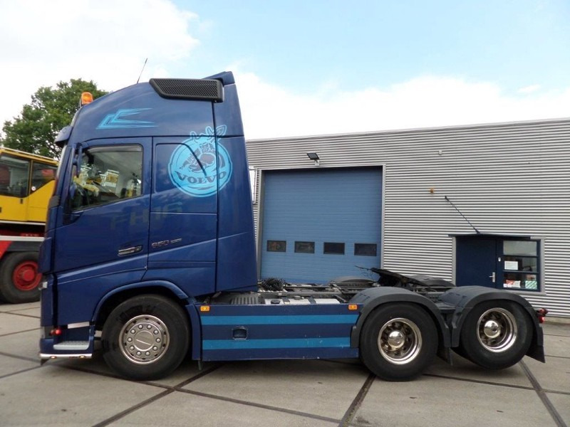 Volvo FH 16.650 6x2 - Tractor: foto 2 Volvo FH 16.650 6x2 - Tractor: foto 2