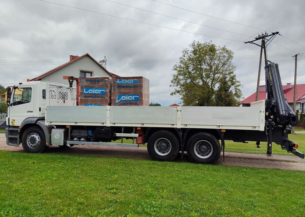 Camião de caixa aberta/ Plataforma, Caminhão grua Mercedes-Benz ACTROS 2633: foto 8 Camião de caixa aberta/ Plataforma, Caminhão grua Mercedes-Benz ACTROS 2633: foto 8