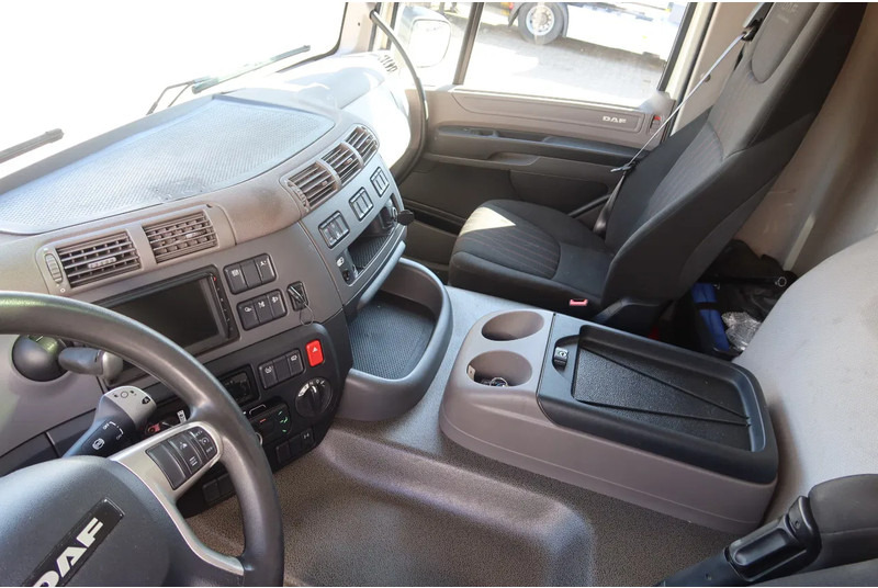 DAF CF 290 FA Bak + Dhollandia klep 2000 KG - Caminhão furgão: foto 5 DAF CF 290 FA Bak + Dhollandia klep 2000 KG - Caminhão furgão: foto 5